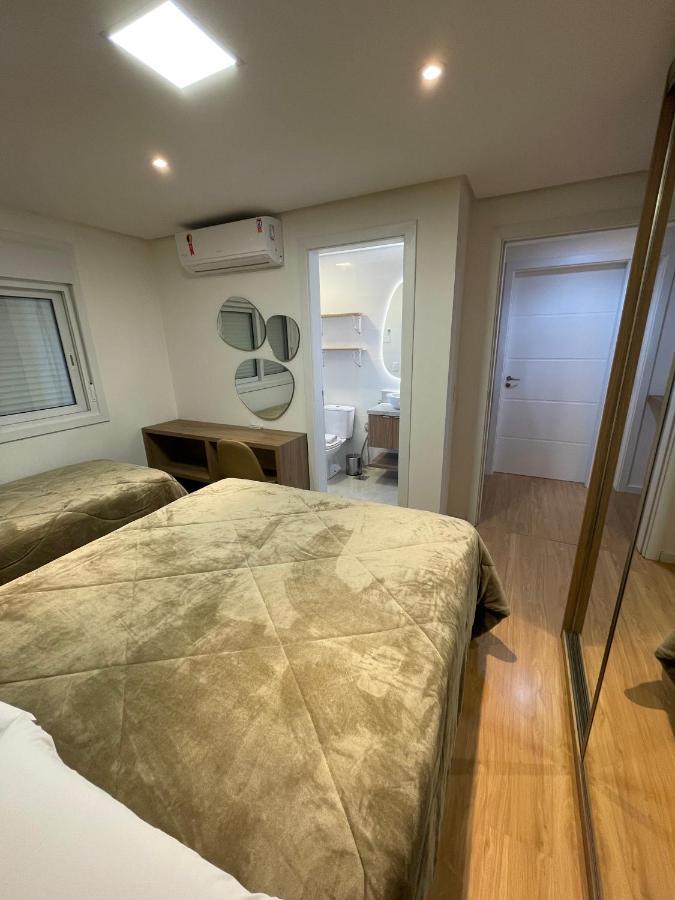 Apartamento Espetacular, 2 Suites, A 30M Da Rua Coberta Gramado Eksteriør bilde