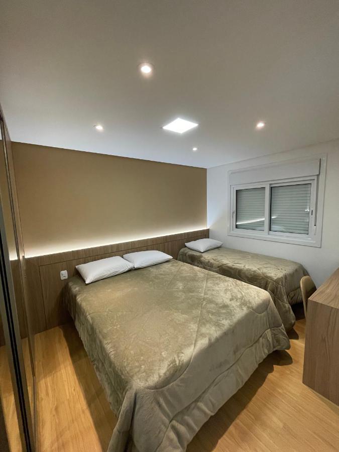 Apartamento Espetacular, 2 Suites, A 30M Da Rua Coberta Gramado Eksteriør bilde