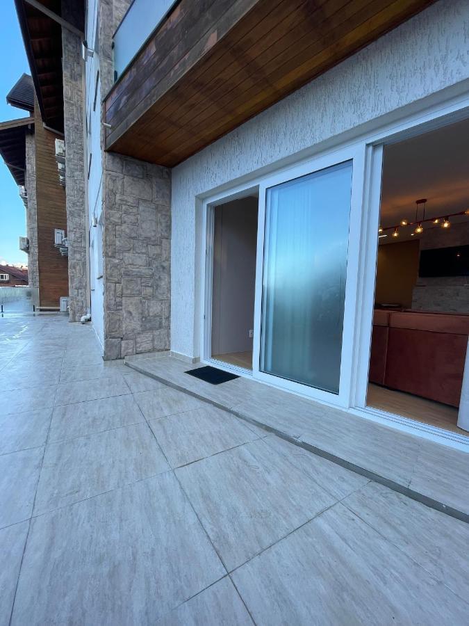Apartamento Espetacular, 2 Suites, A 30M Da Rua Coberta Gramado Eksteriør bilde