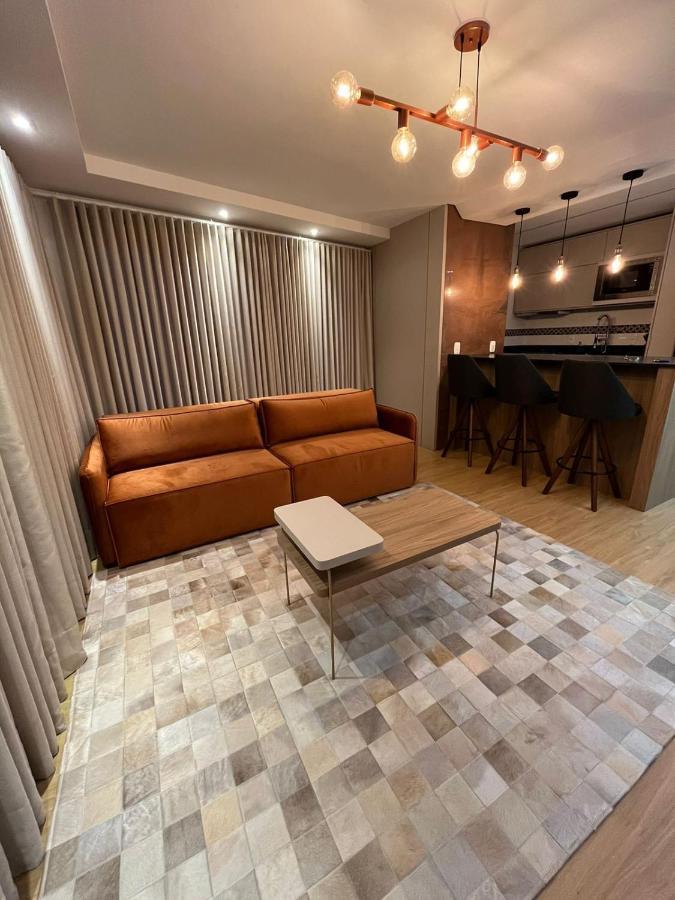 Apartamento Espetacular, 2 Suites, A 30M Da Rua Coberta Gramado Eksteriør bilde