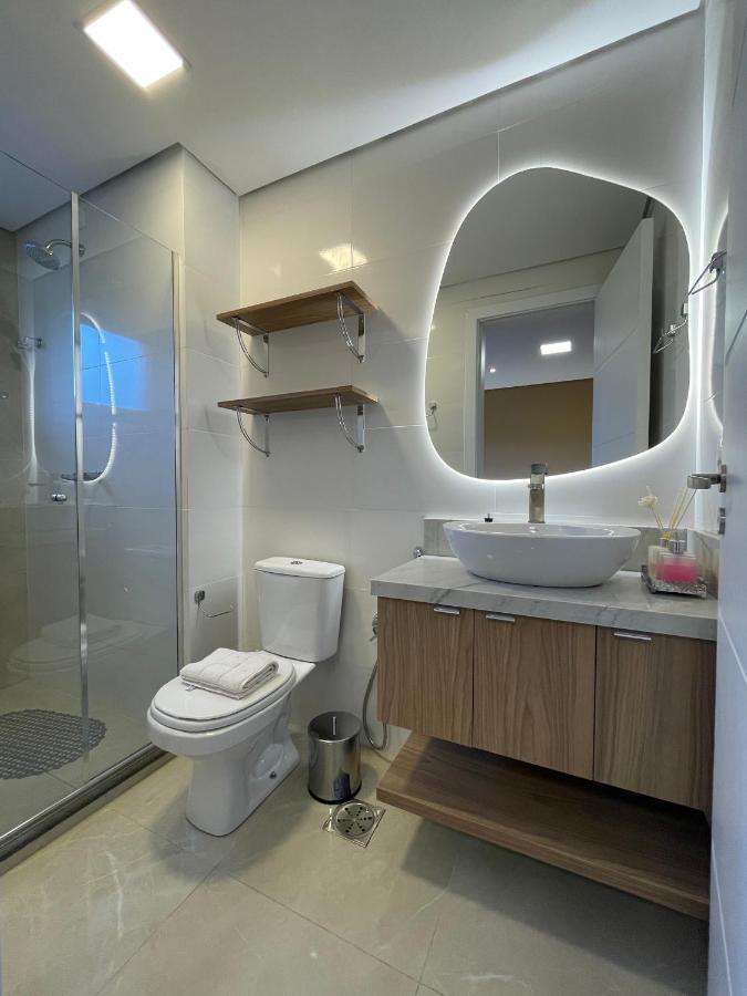 Apartamento Espetacular, 2 Suites, A 30M Da Rua Coberta Gramado Eksteriør bilde
