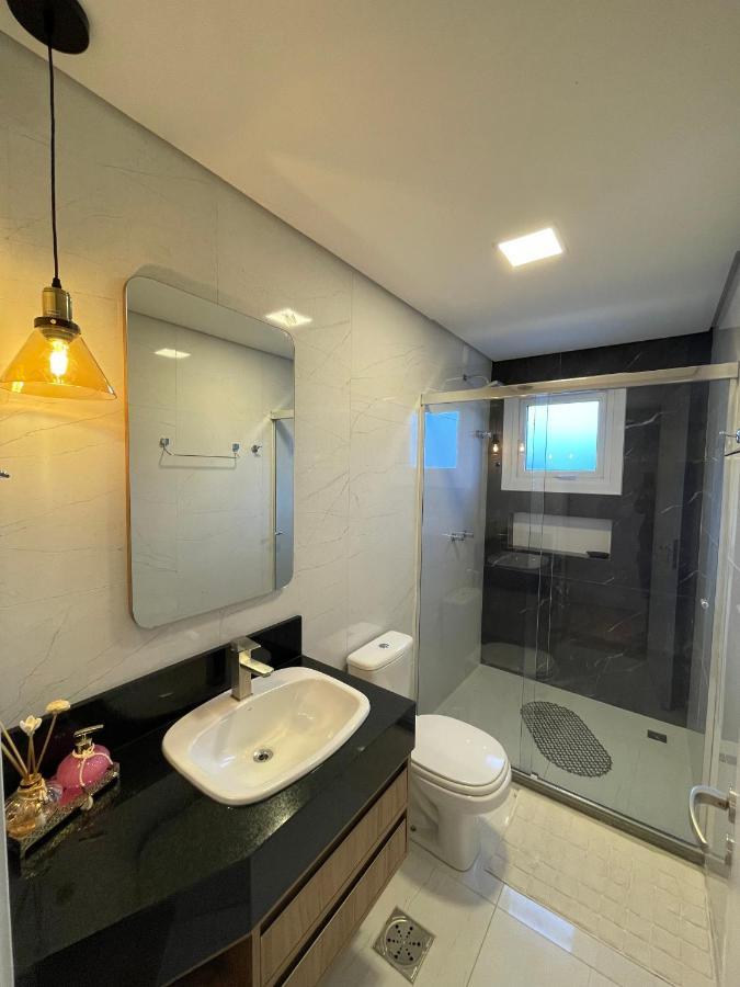 Apartamento Espetacular, 2 Suites, A 30M Da Rua Coberta Gramado Eksteriør bilde